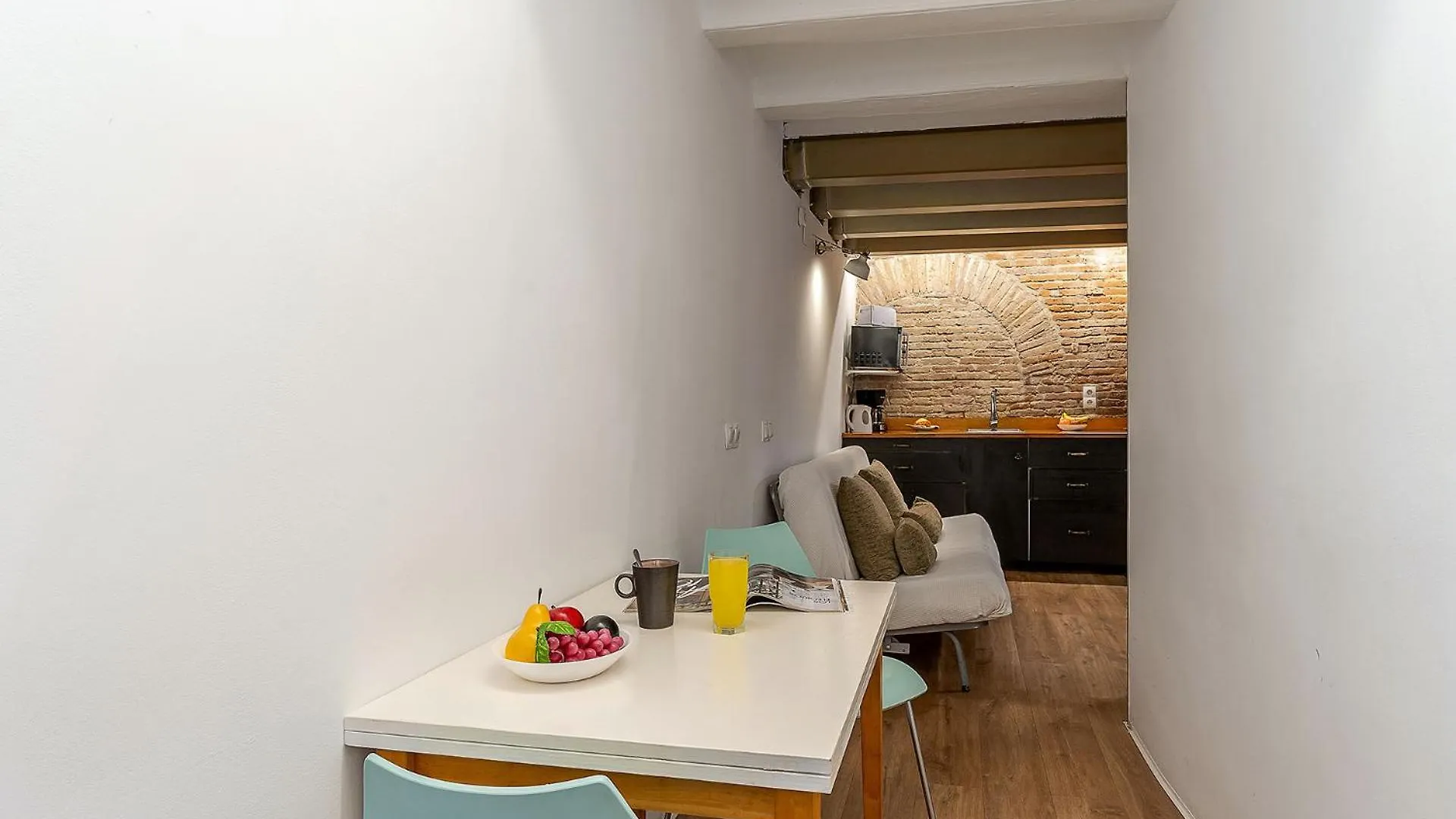 Ab Sant Antoni Studio Barcelona