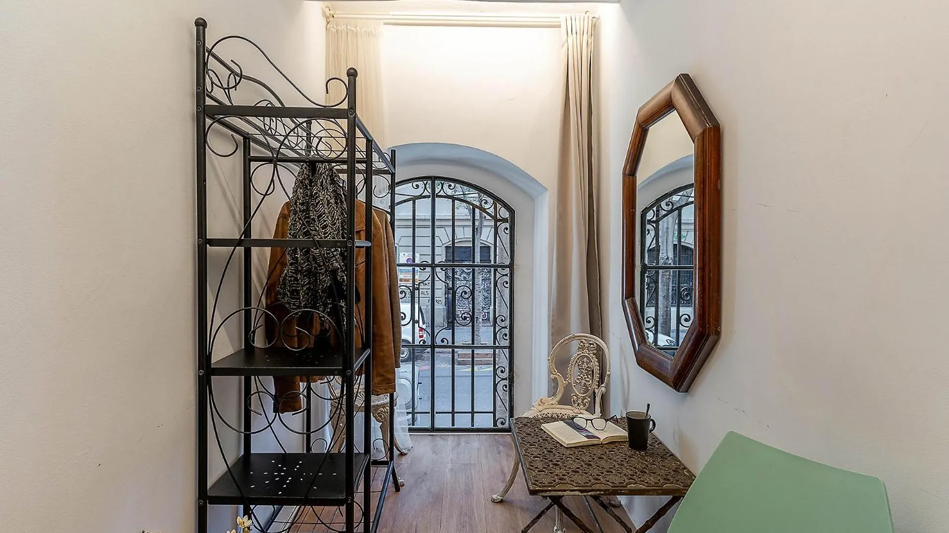 Ab Sant Antoni Studio Barcelona Spain