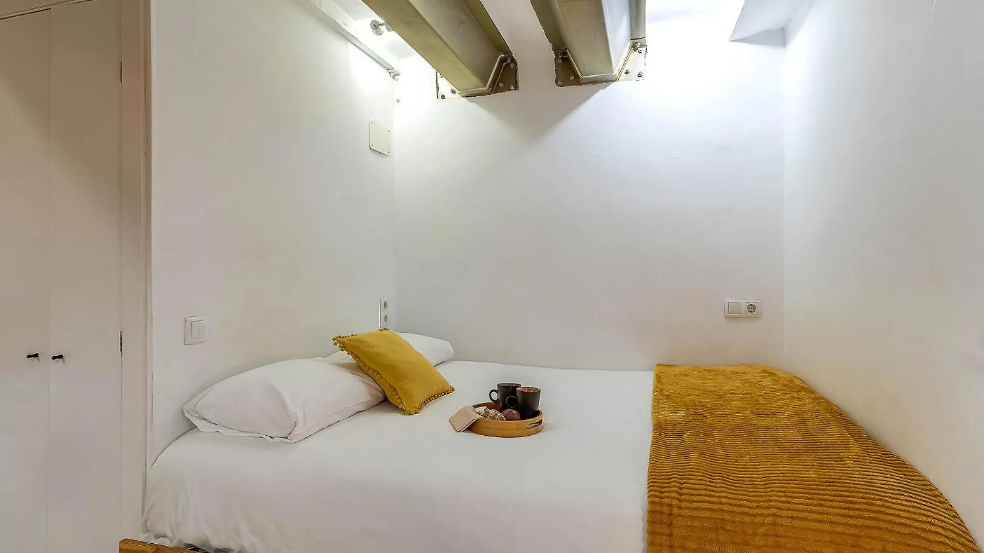 Ab Sant Antoni Studio Barcelona Spain